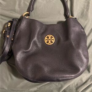 Tory Burch Black Pebbled Leather crossbody/hand Bag with Gold Logo Disc